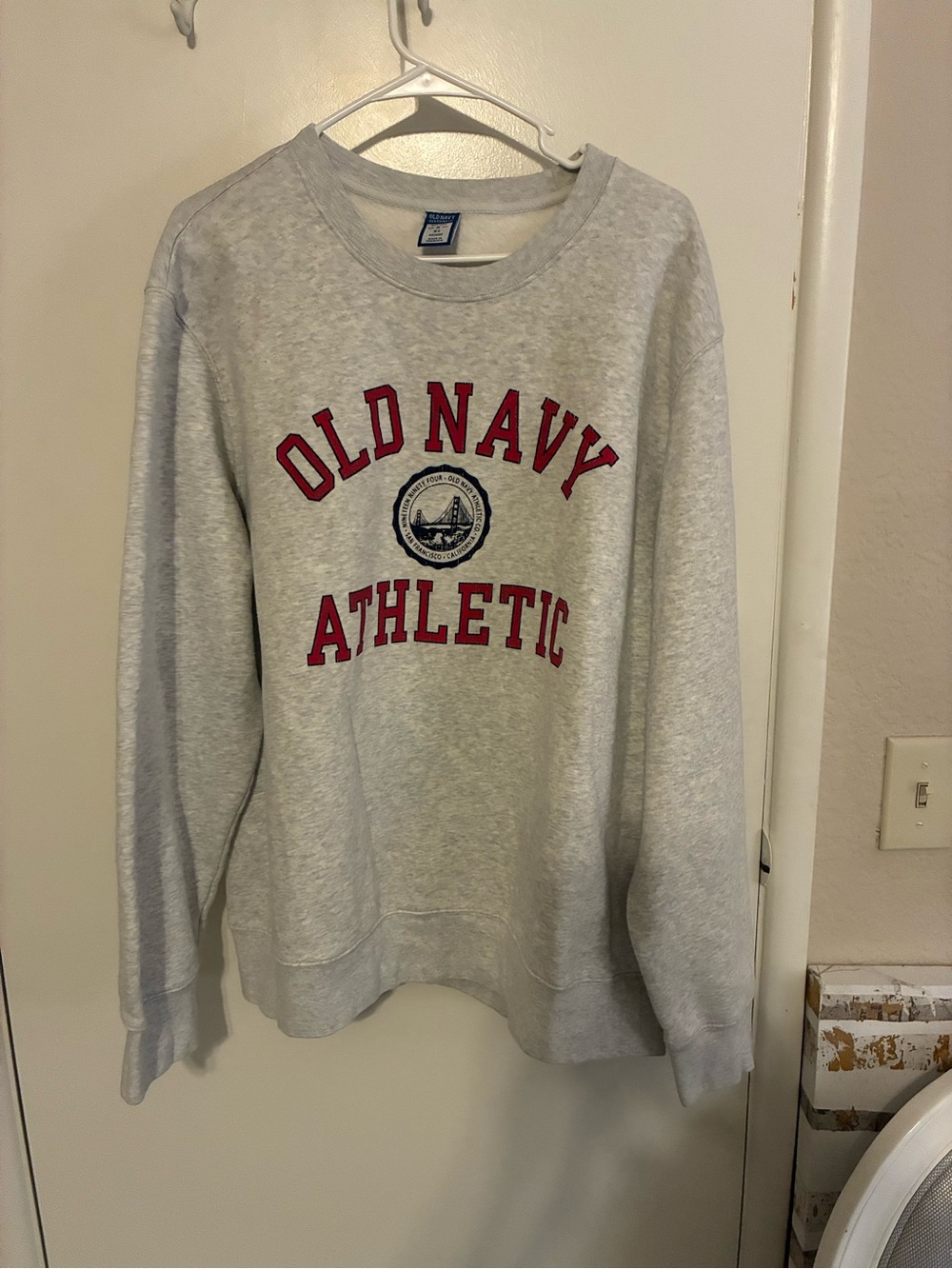 Old Navy Gray Crewneck Sweatshirt with Red Athletic Logo SZ XL